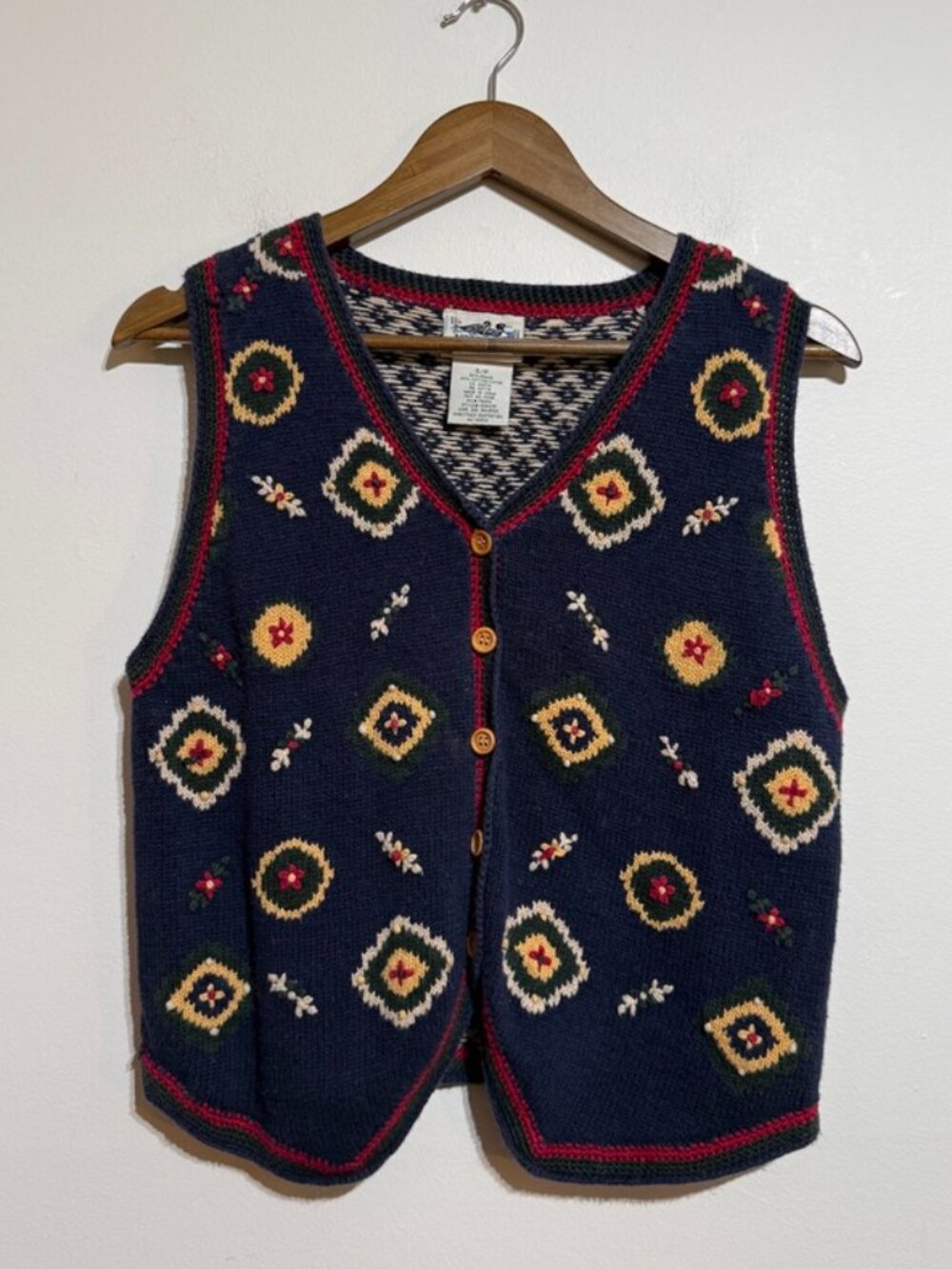 Northern Reflections Patterened Knitted Vest, Small